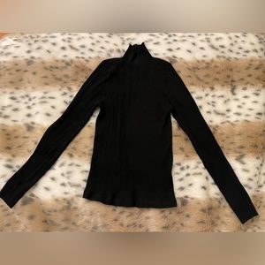 Aritzia wilfred rubbed mock neck top